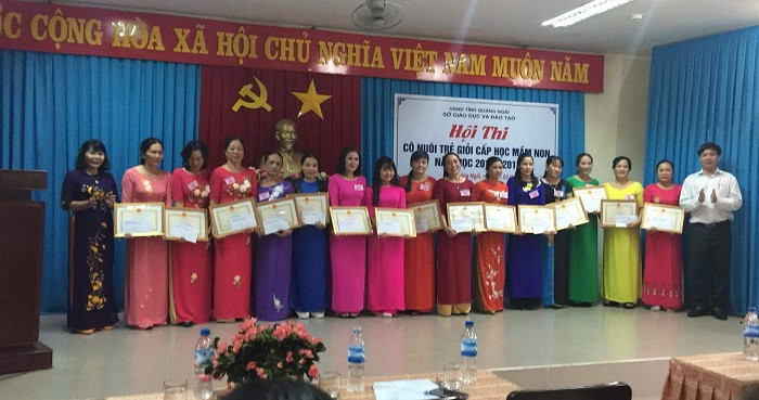 Sở Giáo dục và Đào tạo Quảng Ngãi tổ chức Hội thi cô nuôi trẻ giỏi cấp tỉnh, năm học 2017-2018 (Ảnh: tác giả cung cấp). Sở Giáo dục và Đào tạo Quảng Ngãi tổ chức Hội thi cô nuôi trẻ giỏi cấp tỉnh, năm học 2017-2018 (Ảnh: tác giả cung cấp).