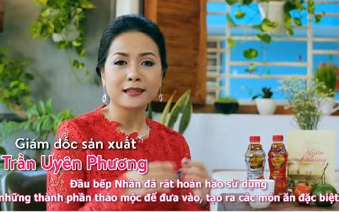 Chị Trần Uyên Phương – Giám đốc sản xuất phim “Mỹ nhân vào bếp”.