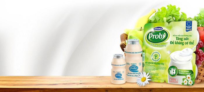 Sản phẩm sữa chua ăn và sữa chua uống Probi của Vinamilk.