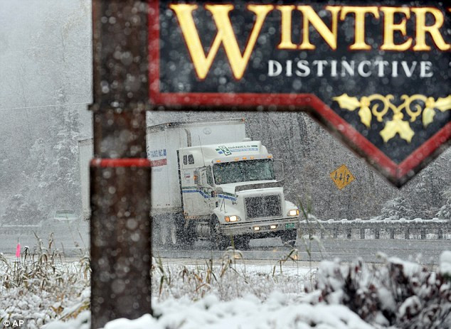 Đây là lần thứ 4 nước Mỹ đón một đợt tuyết rơi vào tháng 10 kể từ năm 1860 tới nay Đây là lần thứ 4 nước Mỹ đón một đợt tuyết rơi vào tháng 10 kể từ năm 1860 tới nay