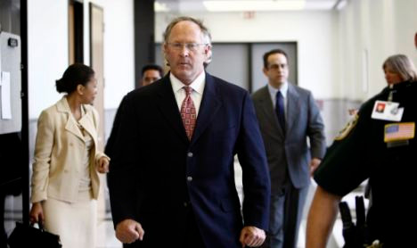 Marty Martin, người đã rời CIA vào năm 2007 và hiện đang tranh cử chức thống đốc bang Montana là 1 trong số 4 chuyên gia tư vấn được nhắc tên trong bức thư.