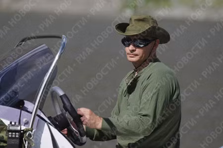 Tài điều khiển tàu cao tốc