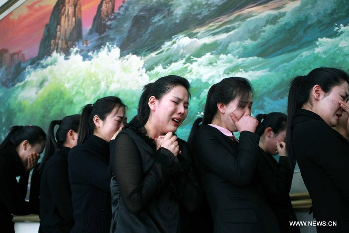 Người dân Triều Tiên khóc thương Chủ tịch Kim Jong Il Người dân Triều Tiên khóc thương Chủ tịch Kim Jong Il