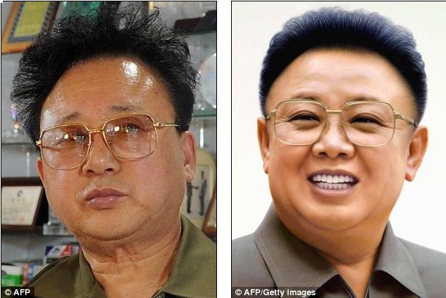 Kim Young Sik (trái) và Chủ tịch Kim