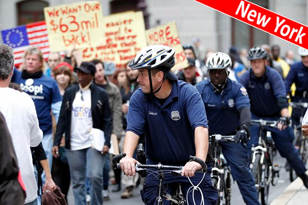 Người biểu tình ham gia phong trào "Occupy Wall Street" ở Mỹ