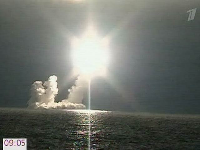 Cảnh phóng thử tên lửa Bulava hôm 28/10 Cảnh phóng thử tên lửa Bulava hôm 28/10