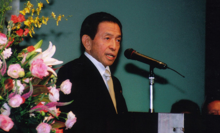 Ông Takeo Nishioka