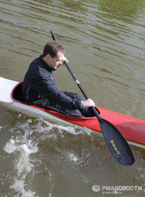 Chèo thuyền Kayak