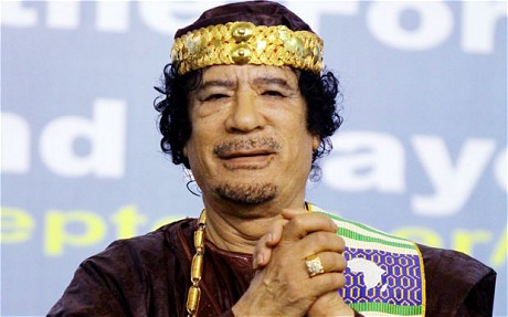 Gia đình Đại tá Gaddafi đã từng sở hữu các tài khoản trị giá hàng trăm tỷ USD, nhiều bất động sản xa hoa tráng lệ và tất cả các thành viên trong gia đình ông đều đã từng sống như các bậc đế vương Gia đình Đại tá Gaddafi đã từng sở hữu các tài khoản trị giá hàng trăm tỷ USD, nhiều bất động sản xa hoa tráng lệ và tất cả các thành viên trong gia đình ông đều đã từng sống như các bậc đế vương