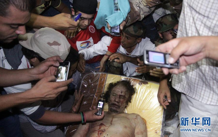 Hình ảnh Đại tá Gaddafi sau khi chết Hình ảnh Đại tá Gaddafi sau khi chết