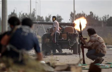 Lực lượng trung thành với Đại tá Gaddafi tại Tripoli hôm 19/10/2011 Lực lượng trung thành với Đại tá Gaddafi tại Tripoli hôm 19/10/2011