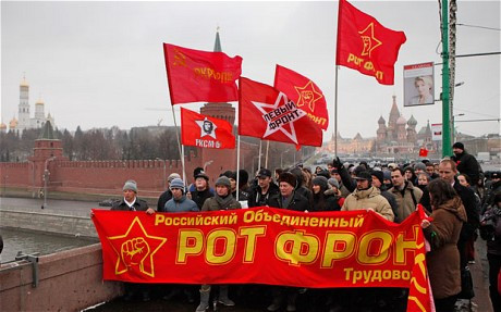 Những người biểu tình trở về nhà trong sự hân hoan sau một cuộc biểu tình quy mô lớn không có vụ bắt giữ hay đụng độ nào Những người biểu tình trở về nhà trong sự hân hoan sau một cuộc biểu tình quy mô lớn không có vụ bắt giữ hay đụng độ nào