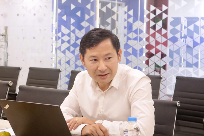 Phó Giáo sư, Tiến sĩ Nguyễn Phúc Hiền chia sẻ trong tọa đàm. Hiền.jpg