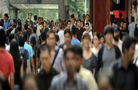 Tổng số người sống trên thế giới hiện tại nhiều hơn số người chết từ trước tới nay. Tổng số người sống trên thế giới hiện tại nhiều hơn số người chết từ trước tới nay.