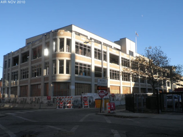 6. Brown University Warren Alpert Medical School Thứ hạng trên BXH các trường y tốt nhất nước Mỹ: 29 Số thí sinh ứng tuyển: 5.437 Số thí sinh trúng tuyển: 200 Tỉ lệ thí sinh được nhận: 3,7% 6. Brown University Warren Alpert Medical School Thứ hạng trên BXH các trường y tốt nhất nước Mỹ: 29 Số thí sinh ứng tuyển: 5.437 Số thí sinh trúng tuyển: 200 Tỉ lệ thí sinh được nhận: 3,7%