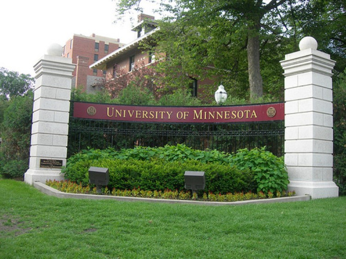 Trường Đại học Minnesota, Twin Cities (The University of Minnesota, Twin Cities,) được thành lập vào năm 1851. Đây là một trường đại học nghiên cứu công lập được đặt tại hai cơ sở chính trong các thành phố sinh đôi của Minneapolis và St Paul, Minnesota. Trường Đại học Minnesota, Twin Cities (The University of Minnesota, Twin Cities,) được thành lập vào năm 1851. Đây là một trường đại học nghiên cứu công lập được đặt tại hai cơ sở chính trong các thành phố sinh đôi của Minneapolis và St Paul, Minnesota.