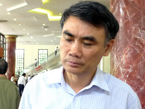 Ông Trần Đình Nhã - Phó Chủ nhiệm Ủy ban Quốc phòng - An ninh của Quốc hội. Ông Trần Đình Nhã - Phó Chủ nhiệm Ủy ban Quốc phòng - An ninh của Quốc hội.