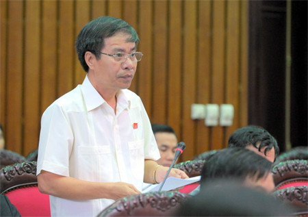 ĐBQH Nguyễn Văn Hiến (đoàn Bà Rịa - Vũng Tàu).