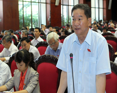 ĐBQH Nguyễn Bá Thuyền. ĐBQH Nguyễn Bá Thuyền.