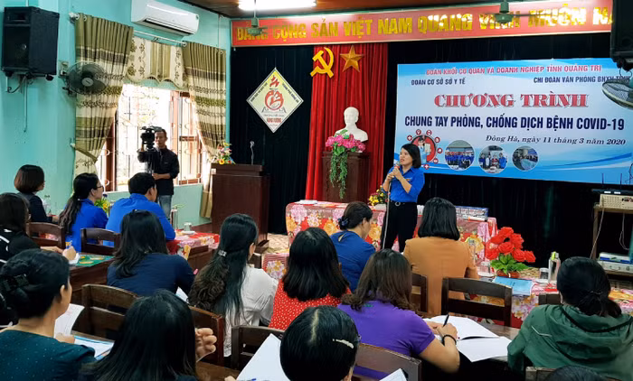 Bảo hiểm xã hội tỉnh Quảng Trị truyền thông phòng, chống dịch bệnh COVID-19.