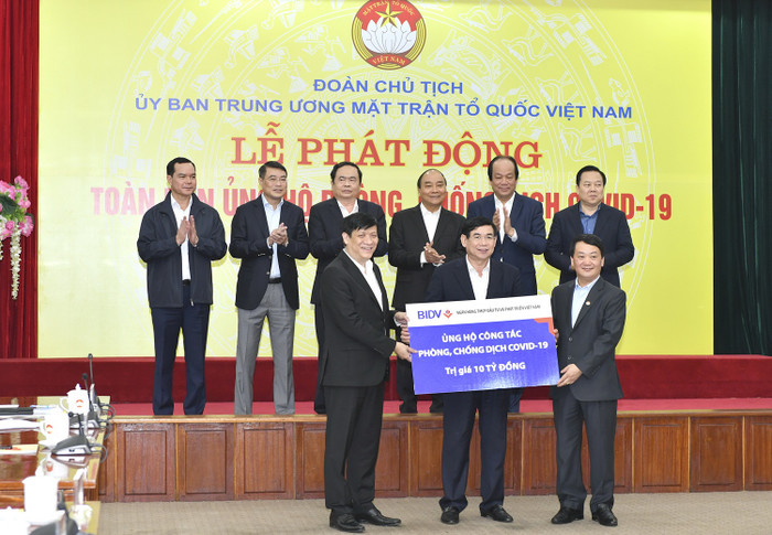 BIDV ủng hộ 10 tỷ đồng vào công tác phòng, chống dịch COVID-19. BIDV ủng hộ 10 tỷ đồng vào công tác phòng, chống dịch COVID-19.