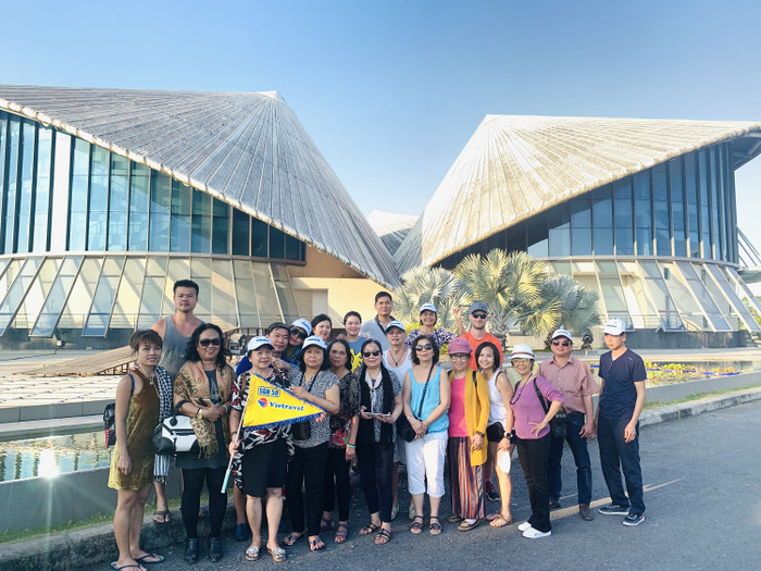 Đoàn khách Vietravel. Đoàn khách Vietravel.