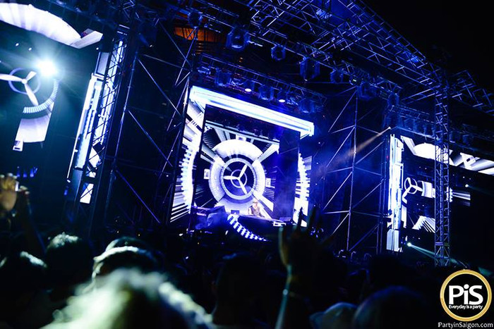 I Am Hardwell Vietnam đã gây dấu ấn đáng nhớ trong lòng raver Việt. I Am Hardwell Vietnam đã gây dấu ấn đáng nhớ trong lòng raver Việt.