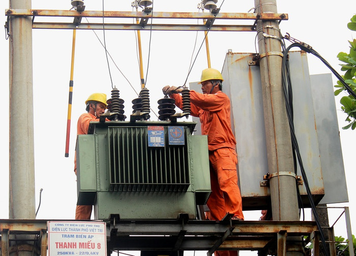 Đảm bảo ổn định điện cho các ngày thi.