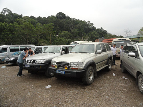 Xe biển xanh đi lễ hội Yên Tử tỉnh Quảng Ninh. Ảnh: NLD. Xe biển xanh đi lễ hội Yên Tử tỉnh Quảng Ninh. Ảnh: NLD.