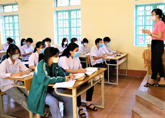 Học sinh Trường Trung học phổ thông Công nghiệp Việt Trì (nguồn ảnh: suckhoedoisong). Học sinh Trường Trung học phổ thông Công nghiệp Việt Trì (nguồn ảnh: suckhoedoisong).