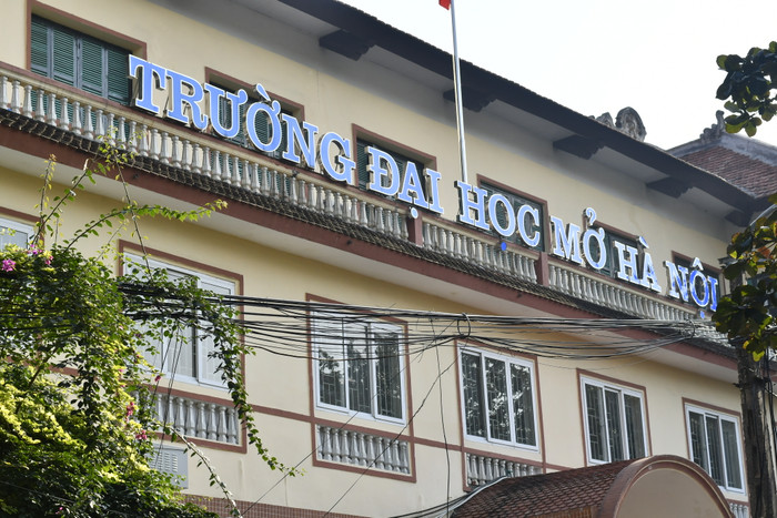 Trường Đại học Mở Hà Nội có trụ sở chính tại Nhà B101, phố Nguyễn Hiền (phường Bách Khoa, quận Hai bà Trưng, thành phố Hà Nội). Ảnh: Ngọc Huệ Trường Đại học Mở Hà Nội có trụ sở chính tại Nhà B101, phố Nguyễn Hiền (phường Bách Khoa, quận Hai bà Trưng, thành phố Hà Nội). Ảnh: Ngọc Huệ