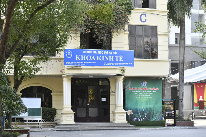 Khoa Kinh tế, Trường Đại học Mở nằm tại phố Vĩnh Hưng, quận Hoàng Mai, Hà Nội. Ảnh: Ngọc Huệ Khoa Kinh tế, Trường Đại học Mở nằm tại phố Vĩnh Hưng, quận Hoàng Mai, Hà Nội. Ảnh: Ngọc Huệ