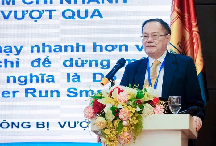 Giáo sư, Tiến sĩ khoa học Đặng Ứng Vận - nguyên Phó Chủ tịch Hội đồng Khoa học Văn phòng Chính phủ. Ảnh: UEB
