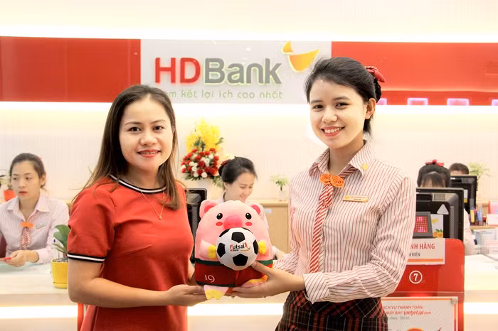 Gửi tiết kiệm nhận quà hấp dẫn, đồng hành cùng giải Futsal HDBank Đông Nam Á. Gửi tiết kiệm nhận quà hấp dẫn, đồng hành cùng giải Futsal HDBank Đông Nam Á.