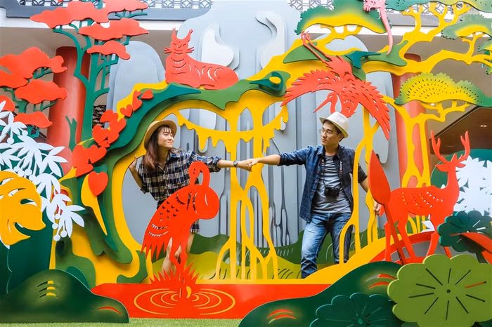 Các chàng sẽ có nhiều cơ hội dành tặng một nửa yêu thương những điều bất ngờ lãng mạn. Các chàng sẽ có nhiều cơ hội dành tặng một nửa yêu thương những điều bất ngờ lãng mạn.