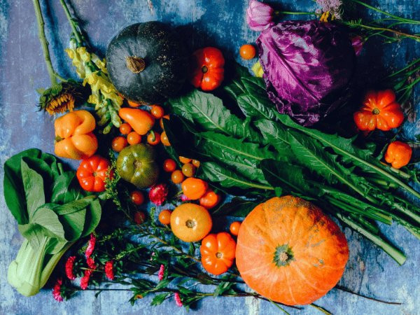 Để giảm cân, cả tập thể dục và chế độ ăn uống đều quan trọng như nhau (Ảnh: theo boldsky). Để giảm cân, cả tập thể dục và chế độ ăn uống đều quan trọng như nhau (Ảnh: theo boldsky).