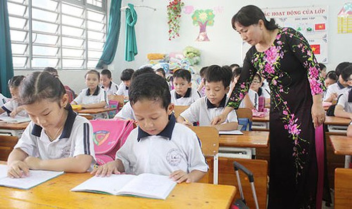 Chính phủ đề xuất lương cơ sở tăng lên 1,6 triệu đồng tháng từ 01/7/2020, lương giáo viên có giảm?(Ảnh minh họa: vov.vn). Chính phủ đề xuất lương cơ sở tăng lên 1,6 triệu đồng tháng từ 01/7/2020, lương giáo viên có giảm?(Ảnh minh họa: vov.vn).