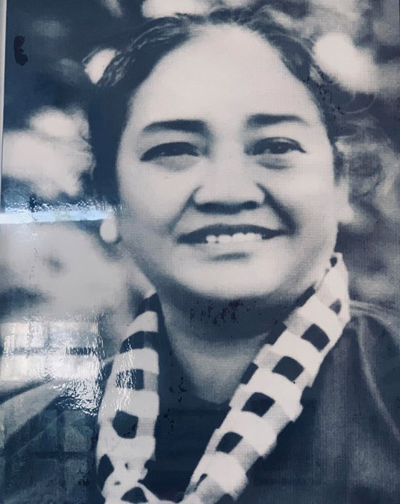 Nữ tướng Nguyễn Thị Định, người tham gia chuyến tàu mở đường lịch sử của Bến Tre năm 1946. Nữ tướng Nguyễn Thị Định, người tham gia chuyến tàu mở đường lịch sử của Bến Tre năm 1946.