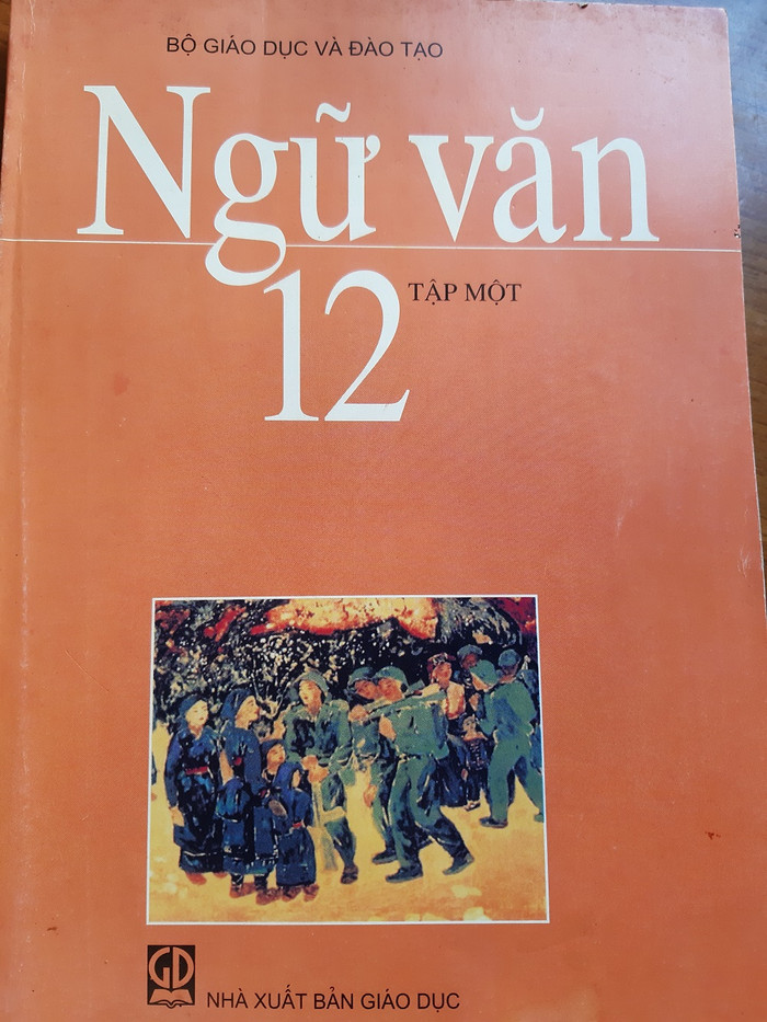 Sách Ngữ văn lớp 12 tập 1 (Ảnh: tác giả cung cấp). Sách Ngữ văn lớp 12 tập 1 (Ảnh: tác giả cung cấp).