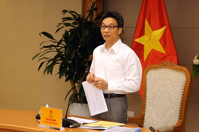 Phó Thủ tướng Vũ Đức Đam yêu cầu Bộ Giáo dục và Đào tạo phải lấy ý kiến rộng rãi nhân dân về phương án thi trung học phổ thông sau năm 2020. Ảnh: VGP/Đình Nam.