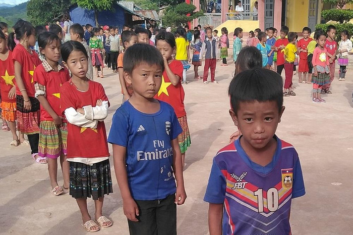 Giáo dục thường xuyên năm học 2019 - 2020 có nhiệm vụ cụ thể là cần tăng cường xóa mù chữ vùng đồng bào dân tộc thiểu số. Ảnh minh họa: Lại Cường Giáo dục thường xuyên năm học 2019 - 2020 có nhiệm vụ cụ thể là cần tăng cường xóa mù chữ vùng đồng bào dân tộc thiểu số. Ảnh minh họa: Lại Cường