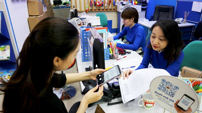 Vietravel sẽ được giới thiệu về chương trình và khuyến khích các khách hàng cùng thực hiện để thông điệp “Go Green - Du lịch xanh. Vietravel sẽ được giới thiệu về chương trình và khuyến khích các khách hàng cùng thực hiện để thông điệp “Go Green - Du lịch xanh.