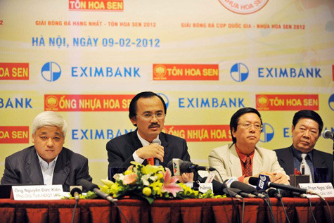 Các lãnh đạo Công ty VPF. Các lãnh đạo Công ty VPF.