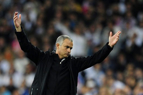Mourinho sẽ không rời Real Madrid.