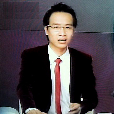 “Hãy dành cho BLV Tạ Biên Cương cái nhìn cảm thông hơn!” “Hãy dành cho BLV Tạ Biên Cương cái nhìn cảm thông hơn!”