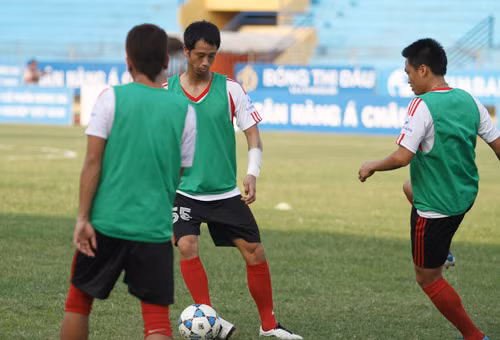 Như Thành từng sa vào cờ bạc, nợ nần và suýt nữa đã rời Ninh Bình trong kỳ chuyển nhượng trước mùa.