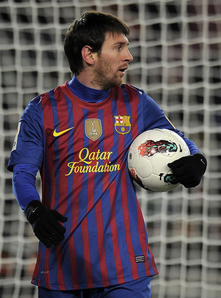 Lionel Messi lột xác thành “x-men” với râu quai nón. Lionel Messi lột xác thành “x-men” với râu quai nón.