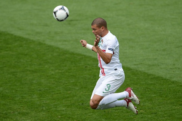 Pepe chơi tốt và đem về bàn mở tỷ số.