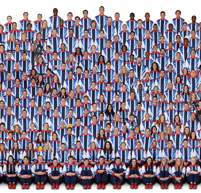 Song song với việc chụp ảnh, Andy Hooper, Georgie Gillard và Lucy Ray còn phải lên ý tưởng để sắp xếp 541 mảnh ghép rời rạc thành một bức ảnh hoàn chỉnh, lô-gích và đẹp mắt. Ý tưởng của họ là xếp các VĐV thuộc cùng một môn thể thao ở cạnh nhau và chỉ riêng việc sắp xếp này đã tiêu tốn của họ đến 3 tuần lễ. (Click vào ảnh để xem ảnh khổ lớn hơn) Song song với việc chụp ảnh, Andy Hooper, Georgie Gillard và Lucy Ray còn phải lên ý tưởng để sắp xếp 541 mảnh ghép rời rạc thành một bức ảnh hoàn chỉnh, lô-gích và đẹp mắt. Ý tưởng của họ là xếp các VĐV thuộc cùng một môn thể thao ở cạnh nhau và chỉ riêng việc sắp xếp này đã tiêu tốn của họ đến 3 tuần lễ. (Click vào ảnh để xem ảnh khổ lớn hơn)