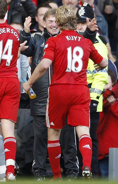 Hình ảnh hạnh phúc này đã thuộc về quá khứ. Hình ảnh hạnh phúc này đã thuộc về quá khứ.